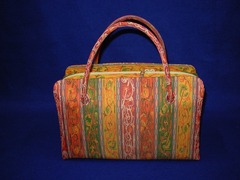 �����o�b�N